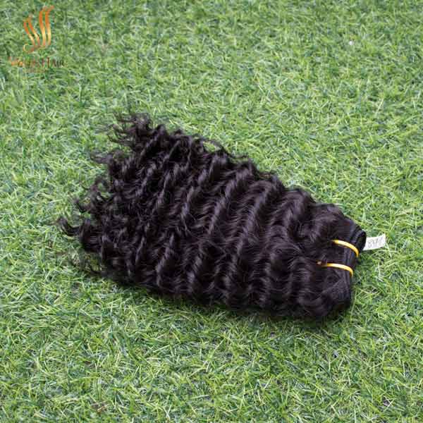 Single drawn - deep curly hair - virgin human hair - hair bundles and closure
