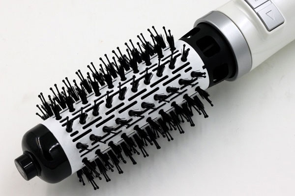 A round comb with soft teeth and large circle design will be the perfect choice to create shine for your hair